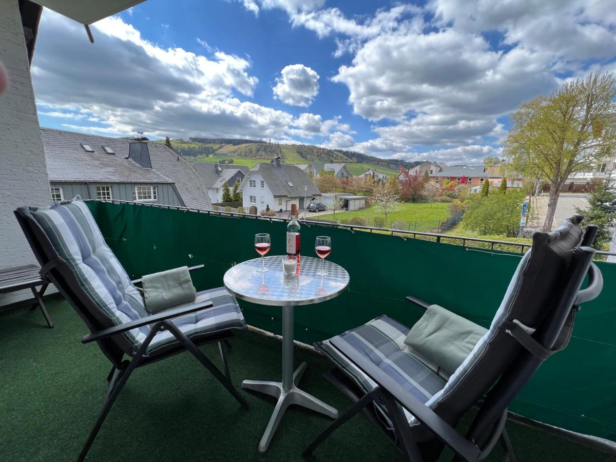Beste Lage mit ✰Bergblick✰ Parkplatz und Netflix Willingen  Exterior foto